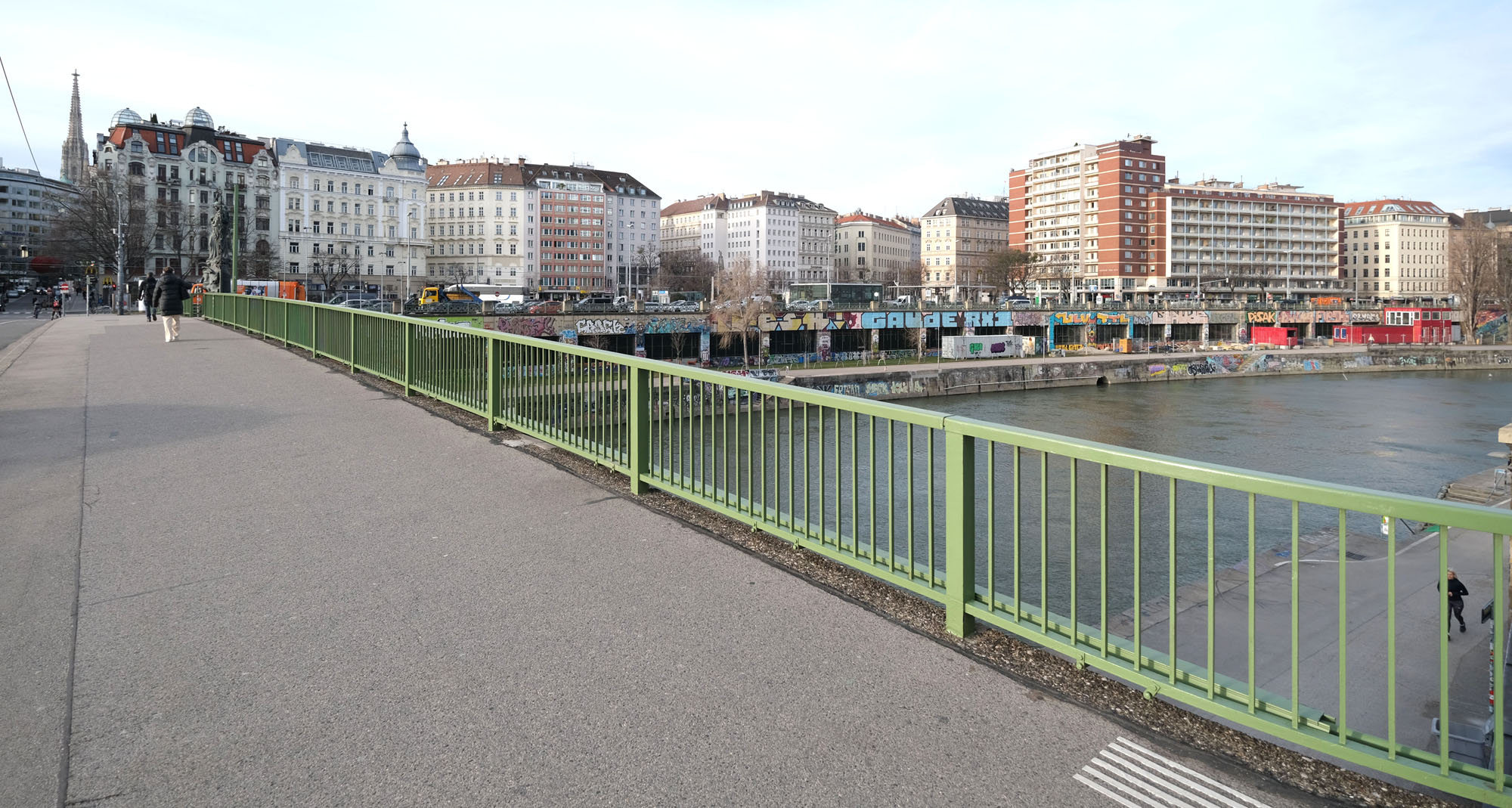 Urbane Zwischennutzung - Urban Tribes, Wien 1, Panorama mit Stephansdom